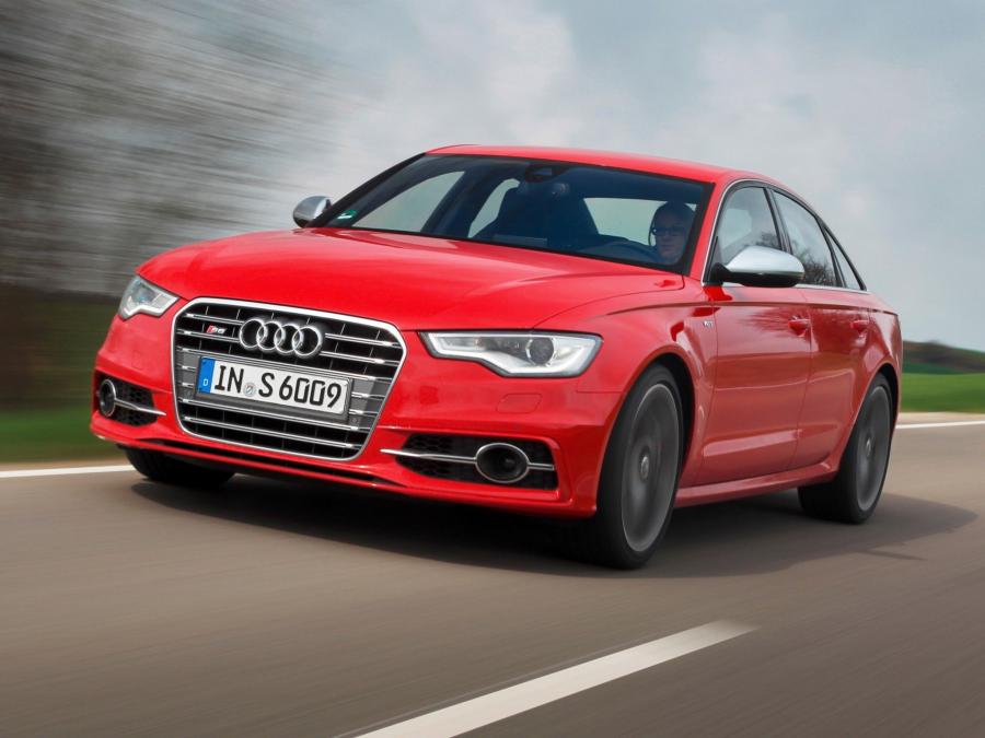 Audi S6 Sedan (4G, C7) 2012 года  (WW) (фото 15 из 30)